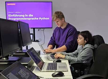 Foto vom Python-Startkurs bei Train the Future.